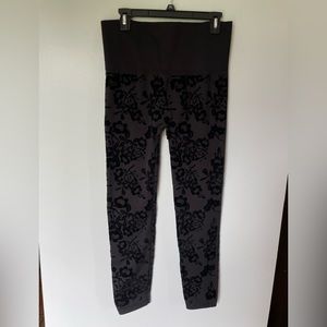French Laundry Waist Shaping Leggings, Size L/XL